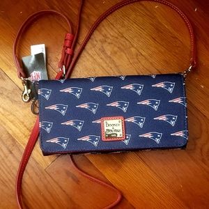 Dooney & Bourke Crossbody Wallet